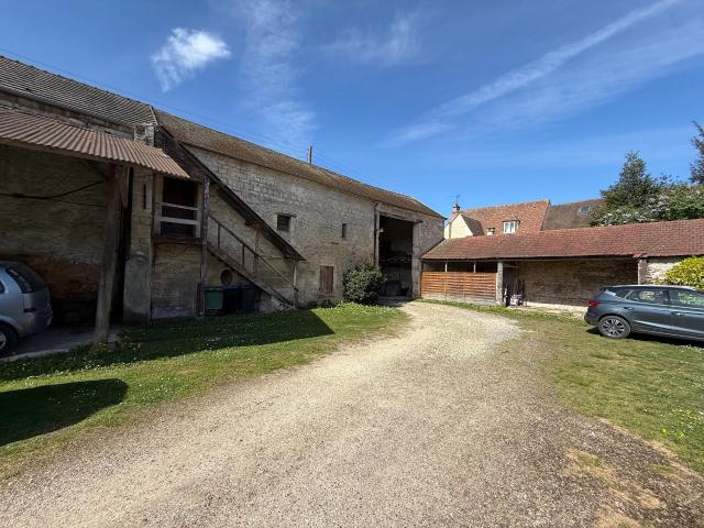 Maison 30 pièces 550 m²