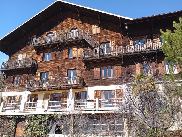 Maison 30 pièces 828 m²