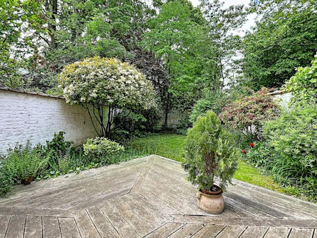 Maison avec jardin et terrasse