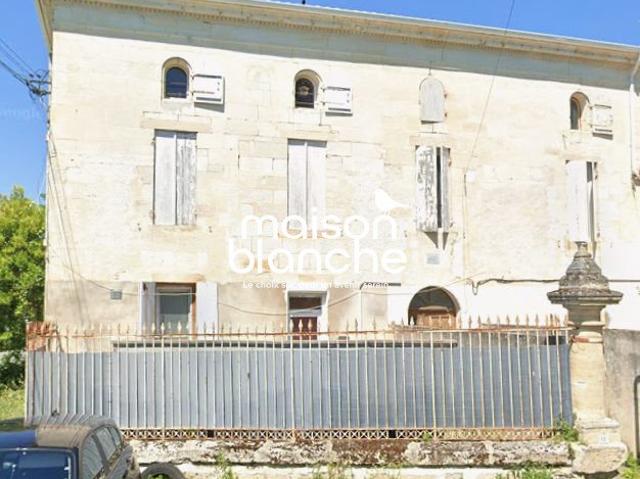 Maison 12 pièces 320 m²