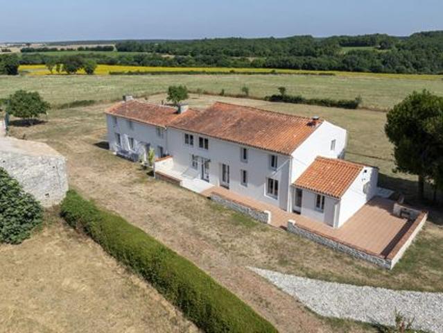 Maison 321 m2 contre