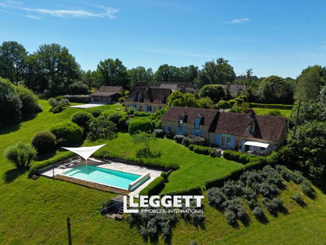 Maison 330 m²