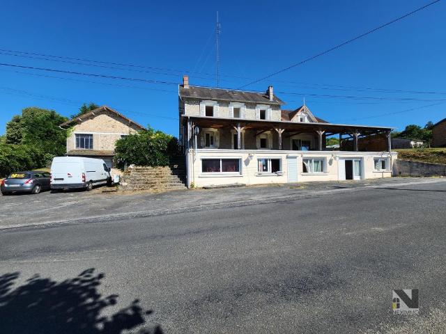 Maison 346 m²
