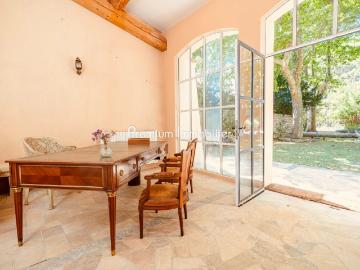 Maison, 263 m² à louer à Aix en Provence 13100