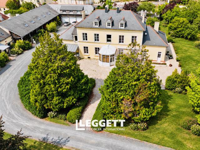 Maison 34 pièces 655 m²