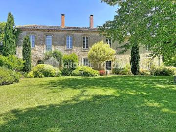 Maison 35 pièces 1 131 m²