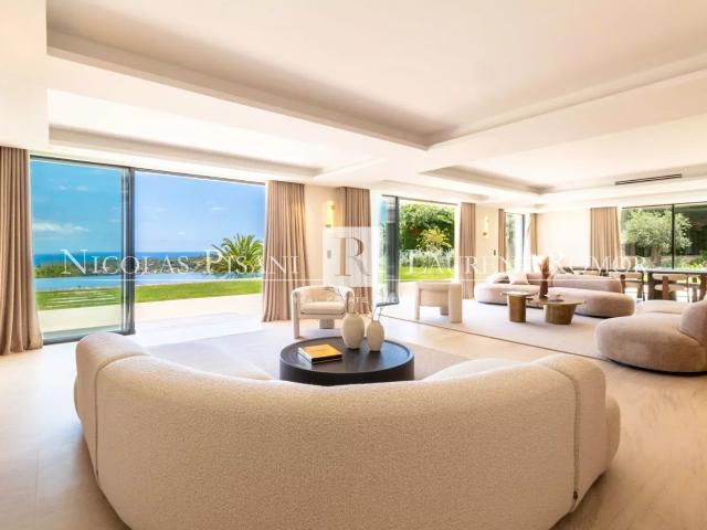Maison 360 m²