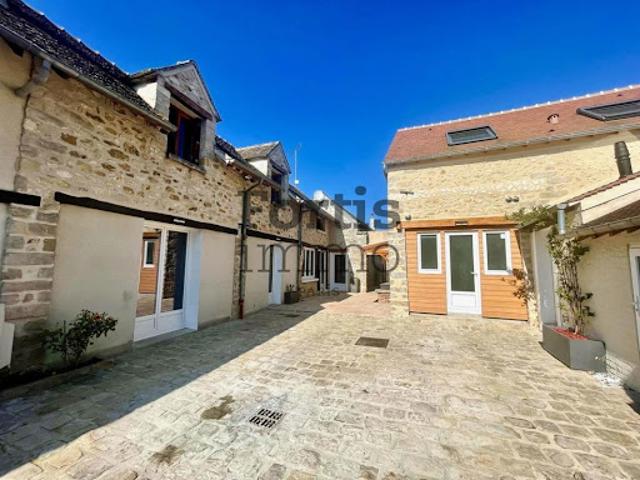 Maison avec jardin et terrasse