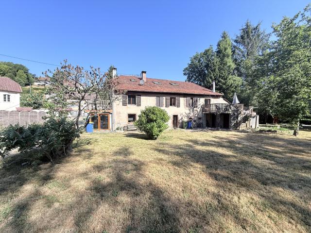 Maison 386 m²