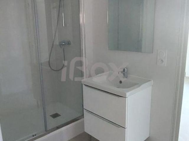 Maison 7 pièce s 5 chambre s 210.42 m²