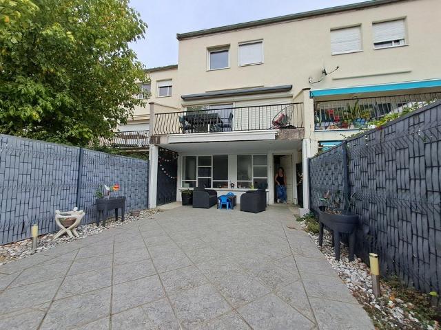 Maison 7 pièces 104 m²
