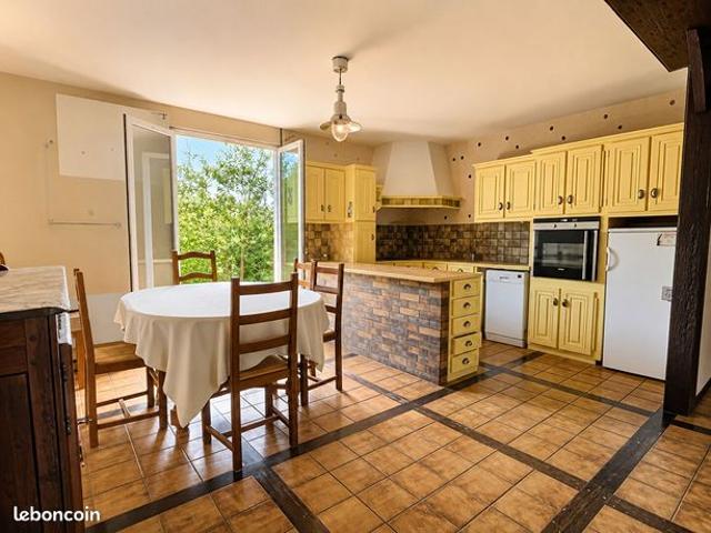 Maison 7 pièces 109 m²
