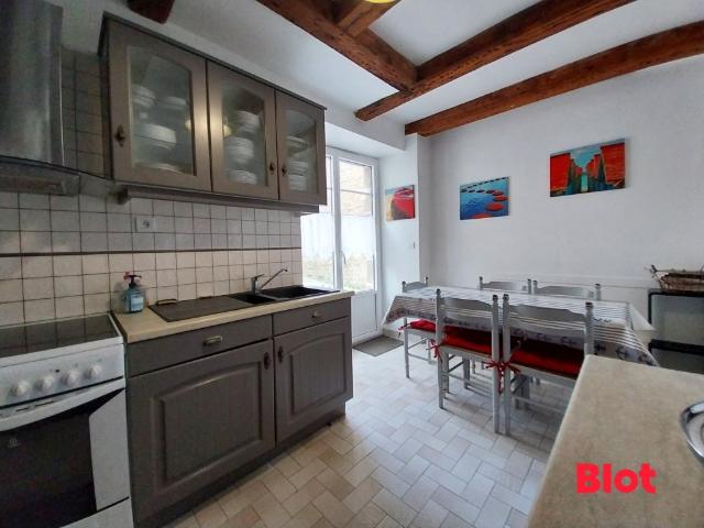 Maison 7 pièces 100 m²