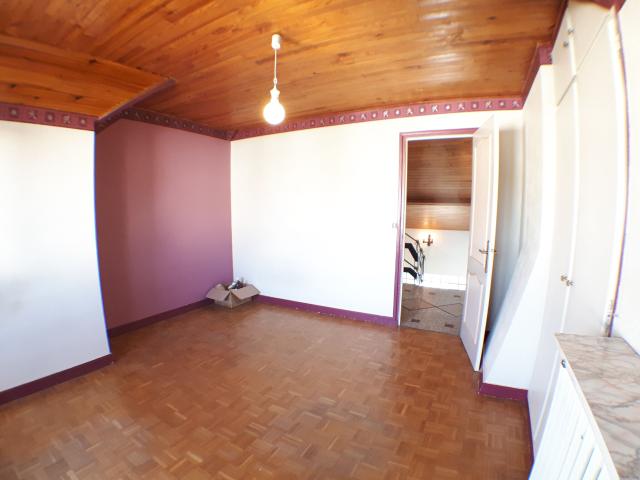 Maison 7 pièces, 115 m² à louer à Sainte Geneviève des Bois 91700