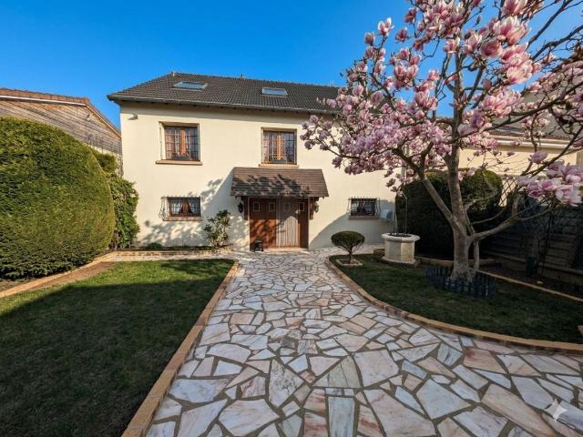 Maison 7 pièces 128 m²