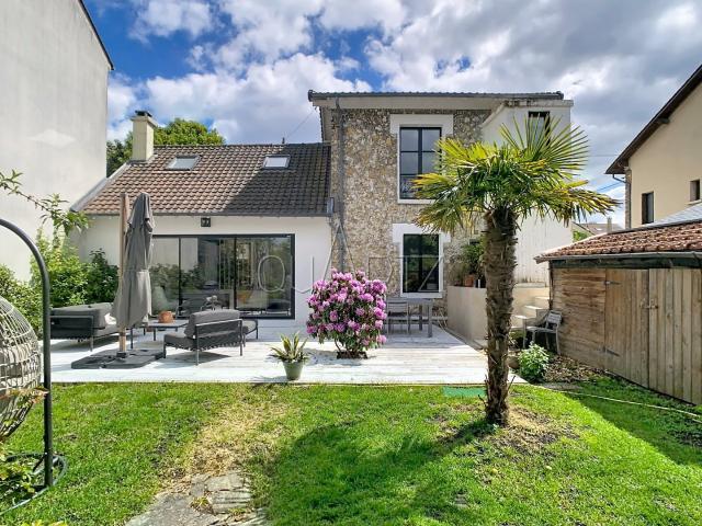 Maison 7 pièces 121 m²