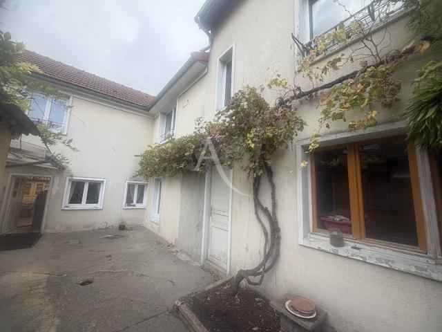 Maison 7 pièces 122 m²