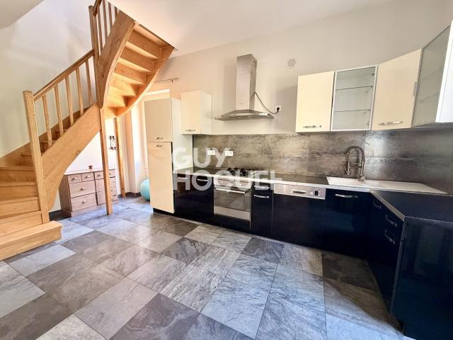 Maison 7 pièces, 122 m² à louer à Décines Charpieu 69150