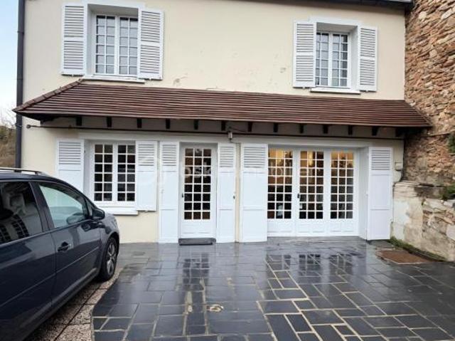 Maison 7 pièces 158 m²