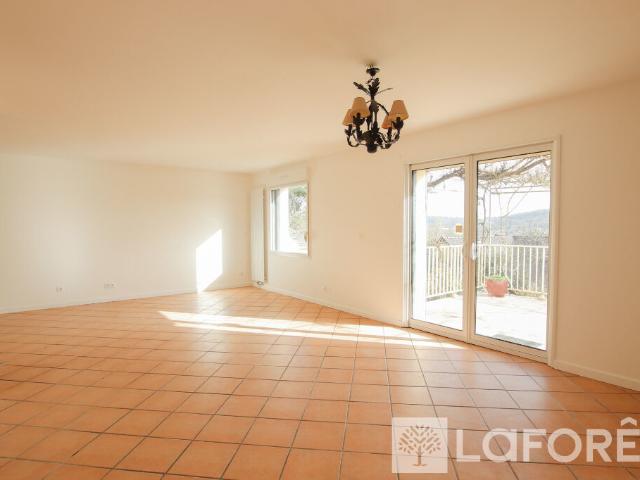 Maison 7 pièces 135 m²