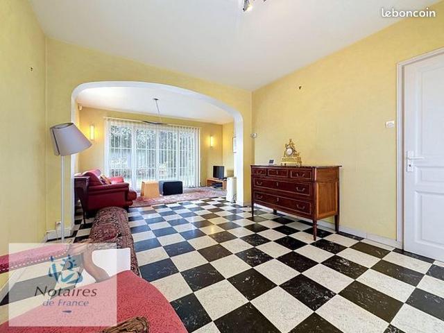 Maison 7 pièces 135 m²