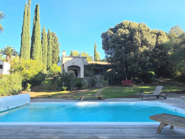 Maison 7 pièces 135 m²