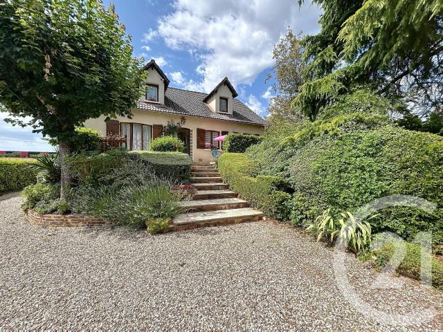 Maison 7 pièces 136 m²