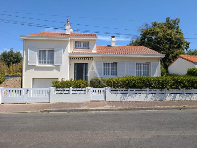 Maison 7 pièces 136 m²