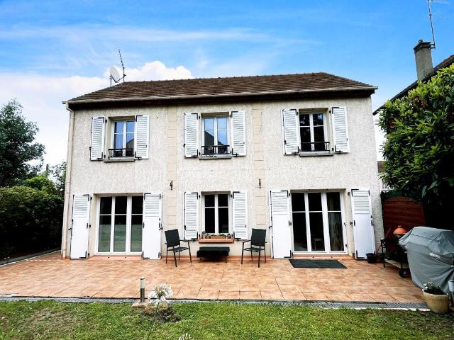 Maison 7 pièces 136 m²