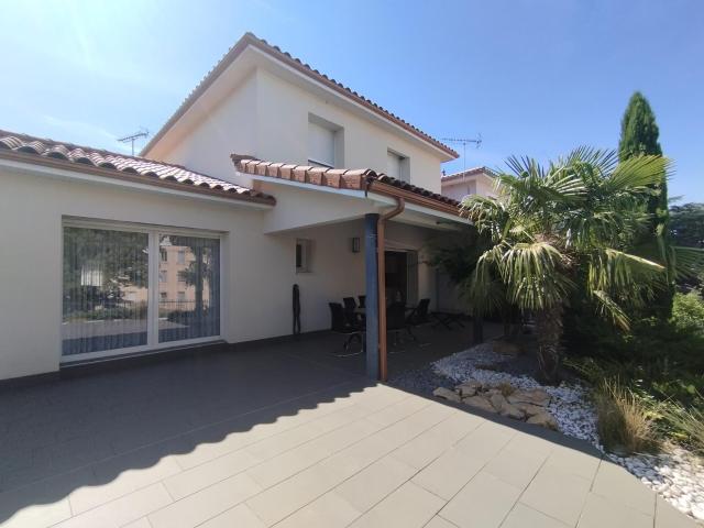 Maison 7 pièces 136 m²
