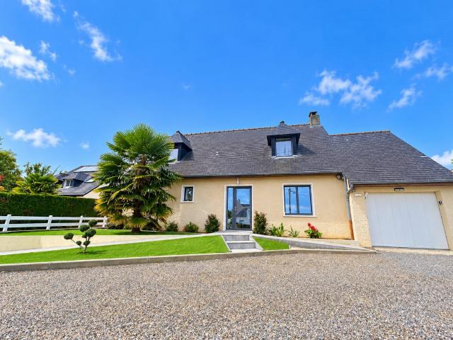 Maison 7 pièces 136 m²