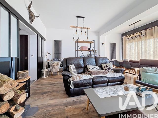 Maison 7 pièces 136 m²
