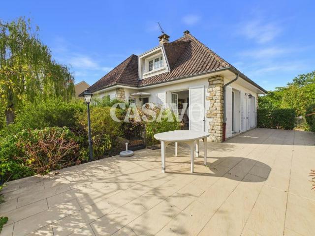 Maison 7 pièces 136 m²