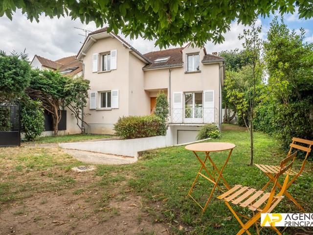Maison 7 pièces 138 m²