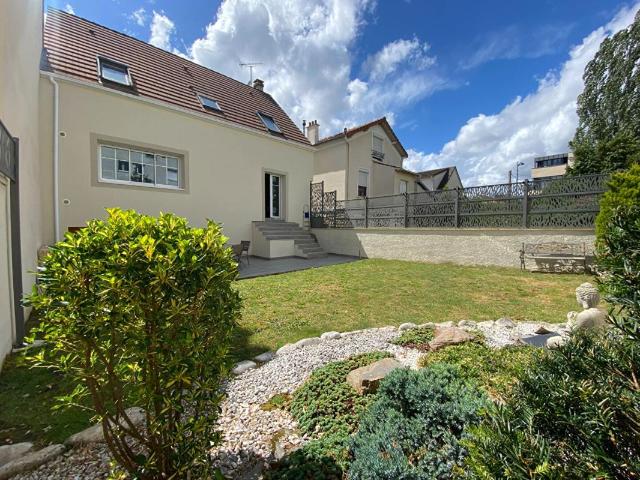 Maison 7 pièces 138 m²