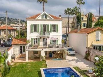 Maison 7 pièces 138 m²