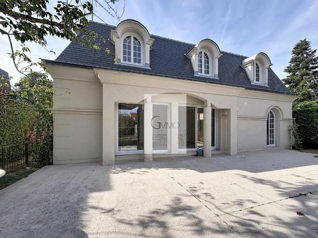 Maison 7 pièces 138 m²