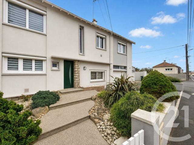 Maison 7 pièces 138 m²