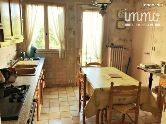 Maison 7 pièces 138 m²