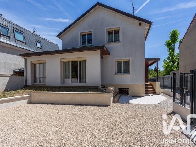 Maison 7 pièces 139 m²
