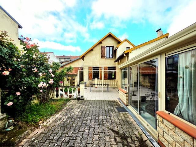 Maison 7 pièces 130 m²