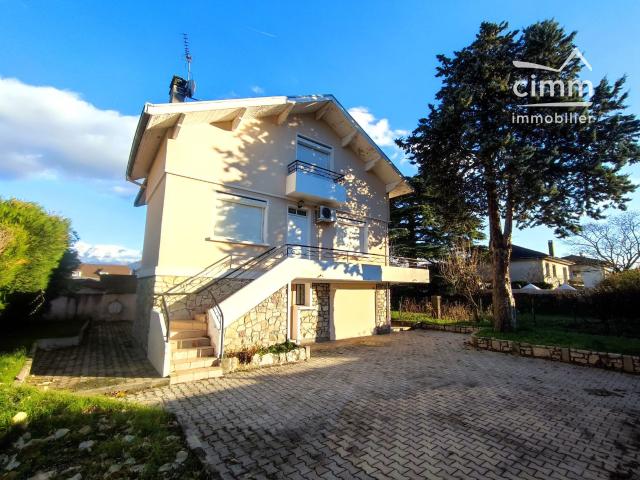 Maison 7 pièces 131 m²