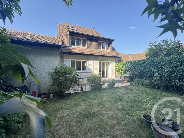 Maison 7 pièces 132 m²