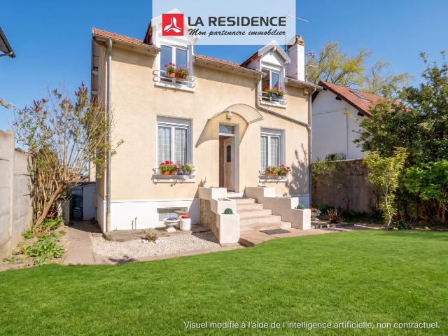 Maison 7 pièces 144 m²