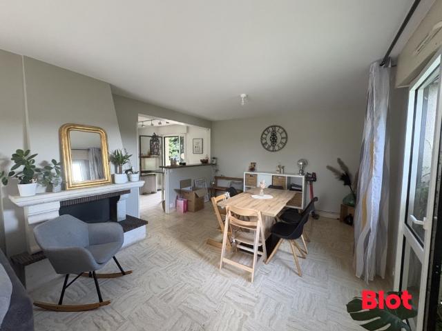 Maison 7 pièces 144 m²
