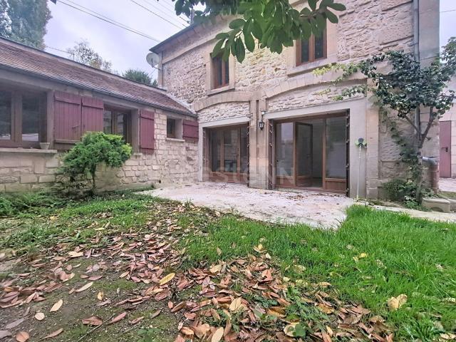 Maison 7 pièces 144 m²