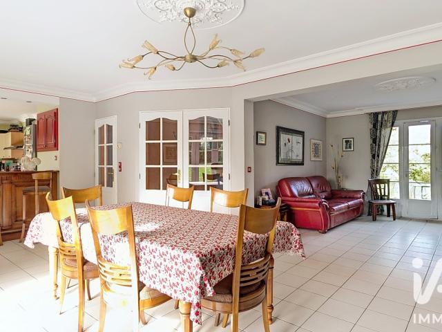 Maison 7 pièces 144 m²