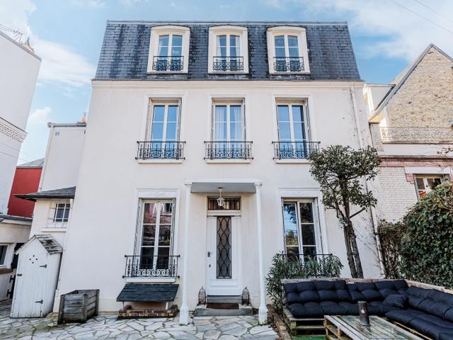 Maison 7 pièces 144 m²
