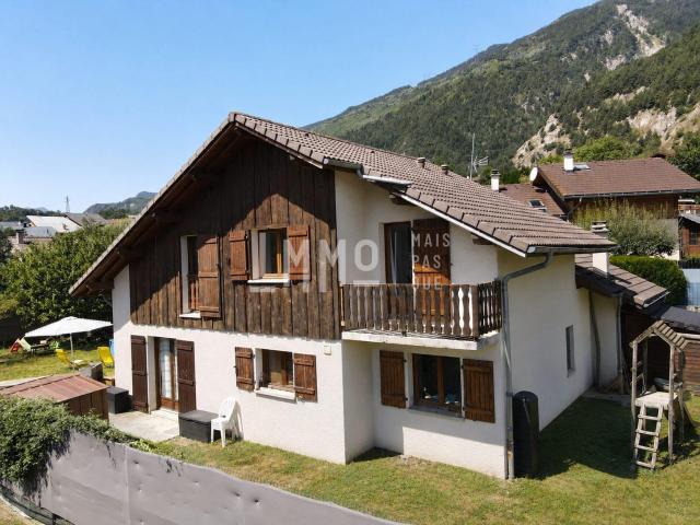 Maison 7 pièces 145 m²