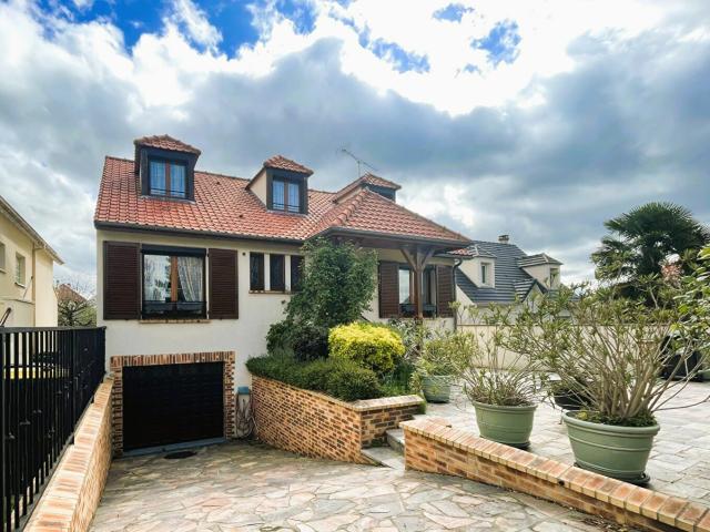 Maison 7 pièces 145 m²
